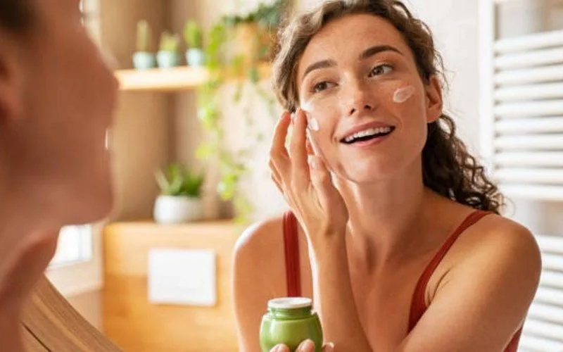 Aloe Vera Beneficios: Piel, Digestion y Mas Usos